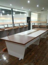 圖渝聚辦公家具廠 一站式專業定制，打造高效舒適的辦公空間